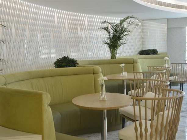 Imagen general del Hotel Ramee Grand and Spa. Foto 15