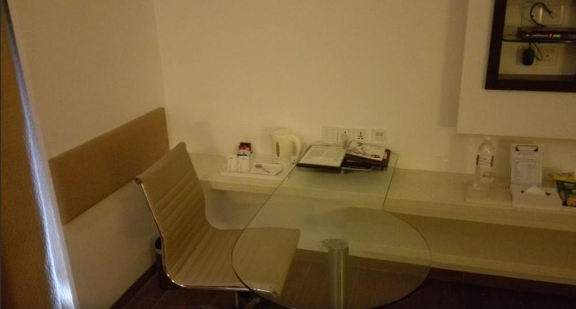 Imagen de la habitación del Hotel Ramee Grand and Spa, Pune. Foto 5