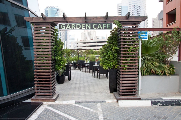 Imagen de los exteriores del Hotel Ramee Rose, Tecom. Foto 8