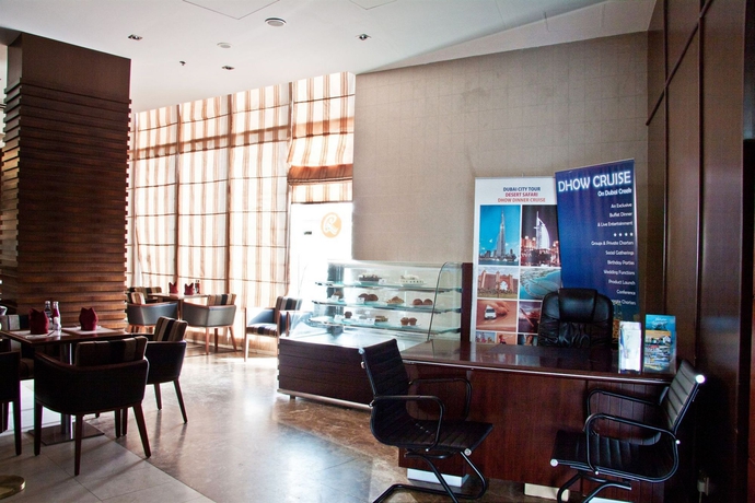 Imagen de los interiores del Hotel Ramee Rose, Tecom. Foto 13