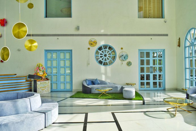 Imagen de los interiores del Hotel Ramee Royal Resort and Spa Udaipur. Foto 20