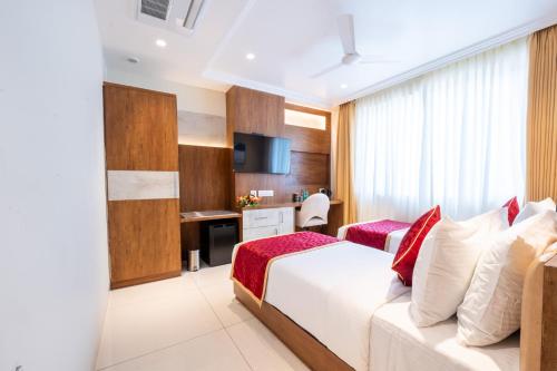 Imagen general del Hotel Ramee Tarang Indore, Indore. Foto 14