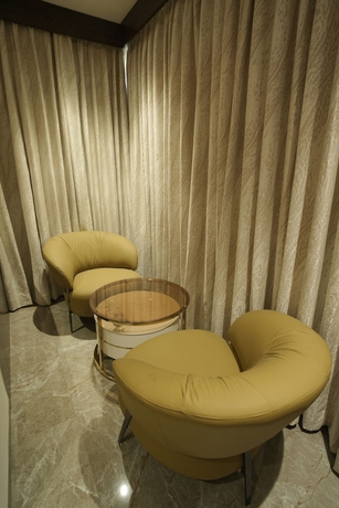 Imagen de la habitación del Hotel Ramee Tarang Indore, Indore. Foto 7