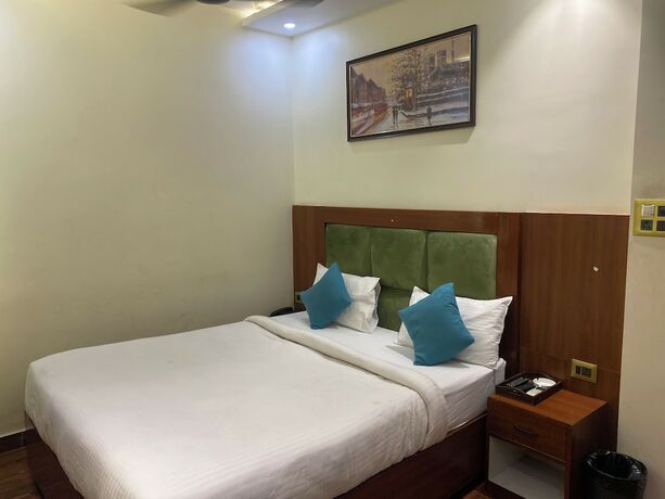 Imagen de la habitación del Hotel Ramesh Palace. Foto 18