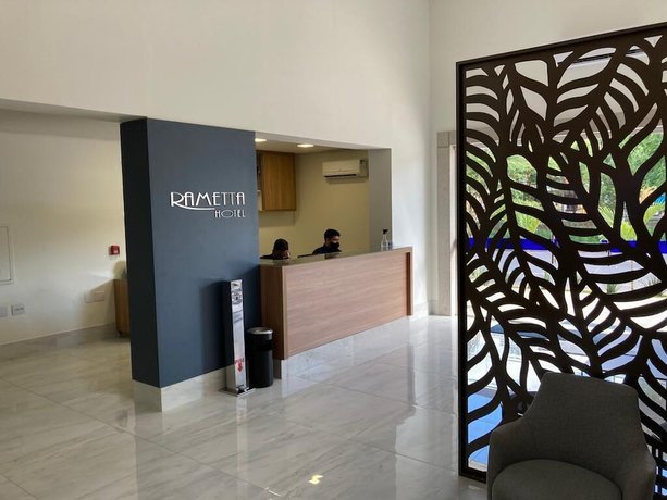 Imagen de los interiores del Hotel Rametta. Foto 20
