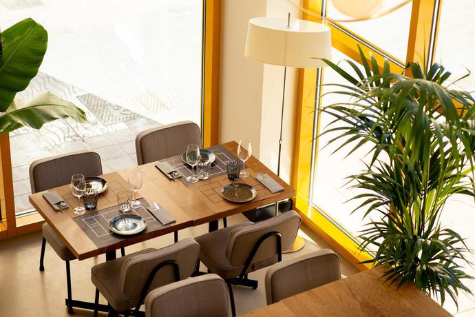 Imagen del bar/restaurante del Hotel Ramírez Flats Valencia. Foto 2