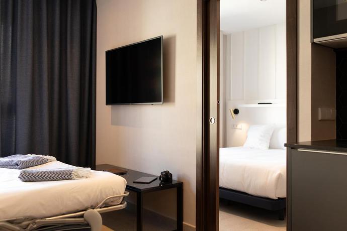 Imagen de la habitación del Hotel Ramírez Flats Valencia. Foto 10