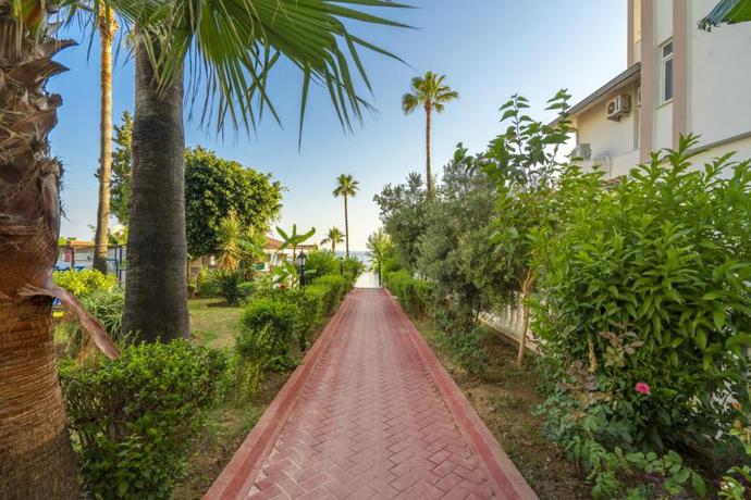 Imagen general del Hotel Ramira Beach. Foto 4