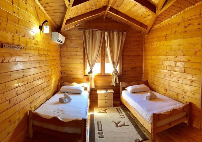 Imagen de la habitación del Hotel Ramis and Outdoor Sports Center. Foto 12