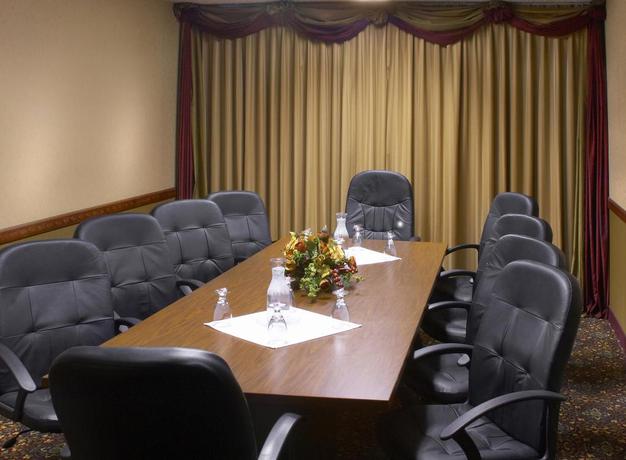 Imagen de los interiores del Hotel Ramkota and Conference Center. Foto 11