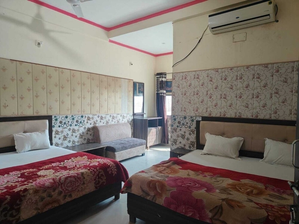 Imagen de la habitación del Hotel Ramkrishna Bhawan. Foto 14