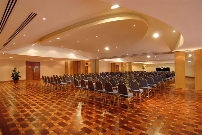 Imagen de los interiores del Hotel Ramla Bay Resort. Foto 11