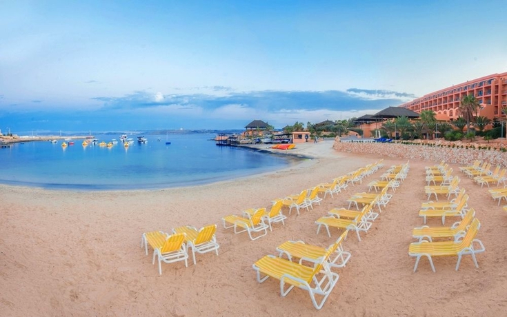 Imagen de los exteriores del Hotel Ramla Bay Resort. Foto 8