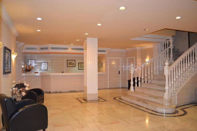 Imagen de los interiores del Hotel Ramomar. Foto 10