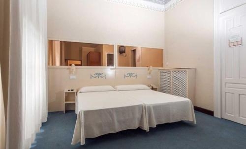 Imagen general del Hotel Ramona, Laredo. Foto 1