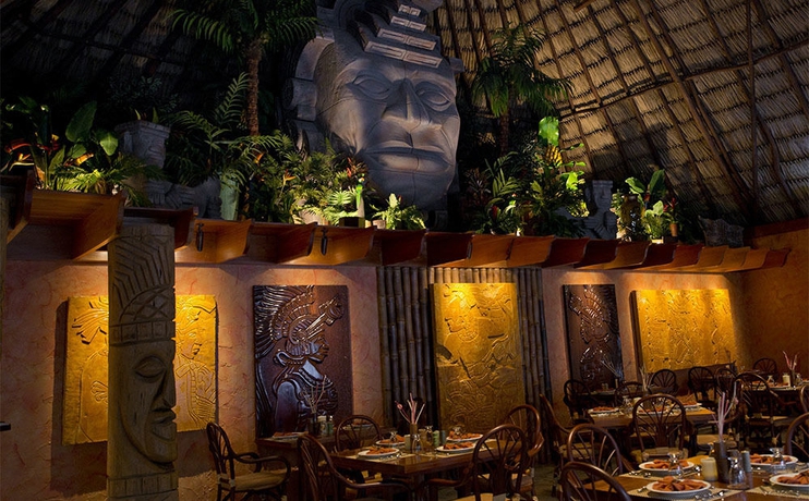 Imagen del bar/restaurante del Hotel Ramon's Village Resort. Foto 3