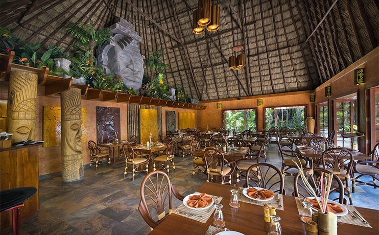 Imagen del bar/restaurante del Hotel Ramon's Village Resort. Foto 4