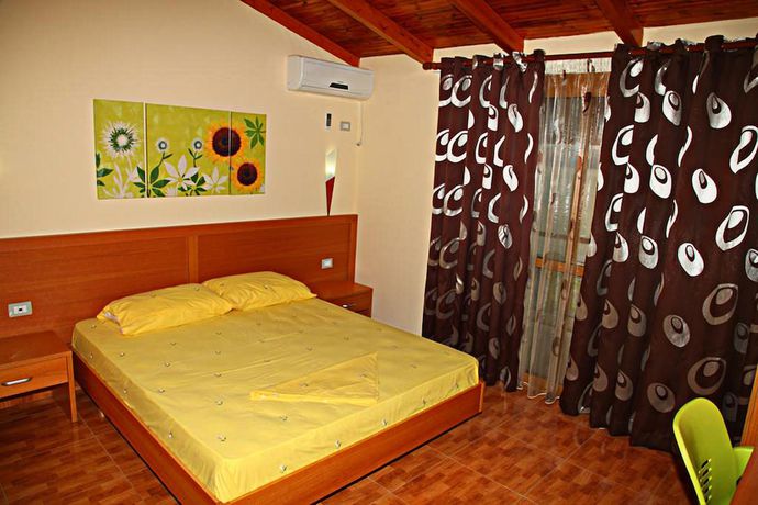 Imagen de la habitación del Hotel Ramosaco, Radhim&euml;. Foto 8