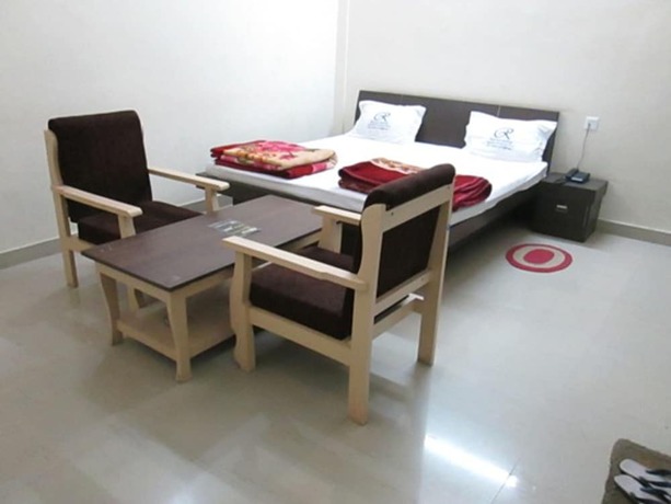 Imagen de la habitación del Hotel Ramprastha. Foto 1