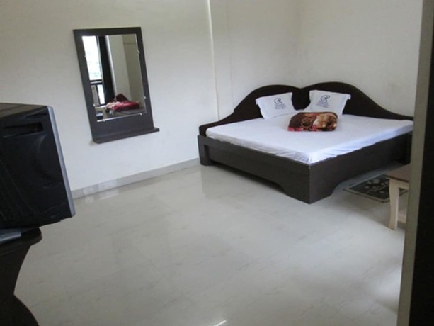 Imagen de la habitación del Hotel Ramprastha. Foto 5