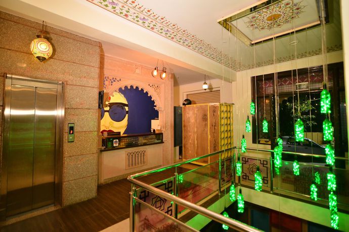 Imagen de los interiores del Hotel Ramsingh Palace. Foto 19