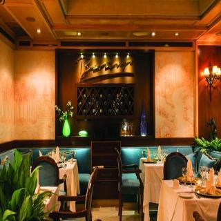 Imagen del bar/restaurante del Hotel Ramtin Tehran. Foto 4