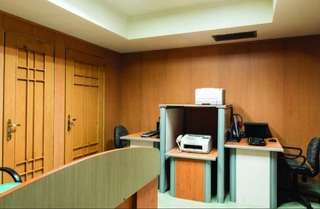 Imagen de los interiores del Hotel Ramtin Tehran. Foto 16