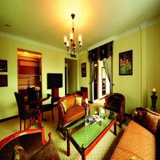 Imagen de los interiores del Hotel Ramtin Tehran. Foto 18