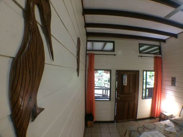 Imagen general del Hotel Rana Roja Lodge. Foto 12