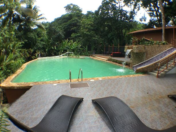 Imagen general del Hotel Rana Roja Lodge. Foto 14