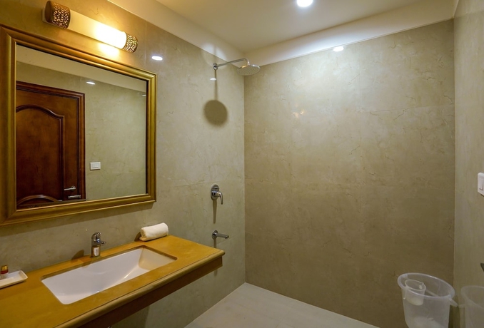 Imagen de la habitación del Hotel Ranbanka Heritage Resort. Foto 10