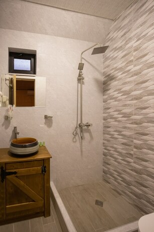 Imagen general del Hotel Ranch In Variani. Foto 8