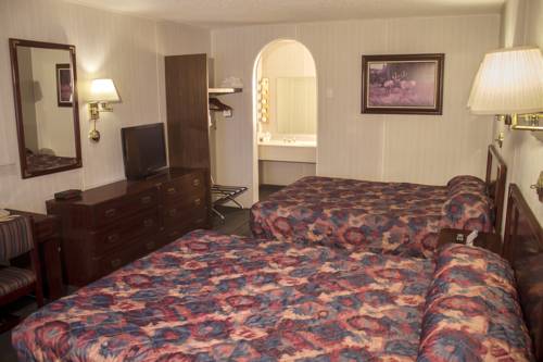 Imagen de la habitación del Hotel Ranch Inn. Foto 14