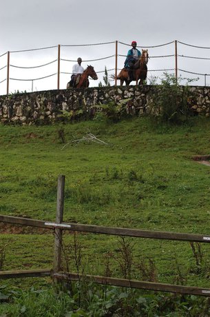 Imagen de los exteriores del Hotel Ranch Le Montcel. Foto 17