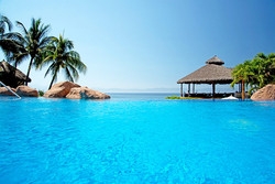 Imagen de los exteriores del Hotel Rancho Banderas All Suites Resort. Foto 6