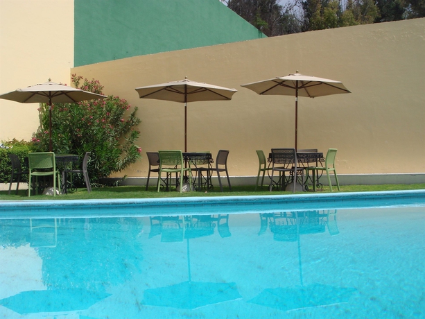 Imagen de la piscina del Hotel Rancho El Atascadero. Foto 16