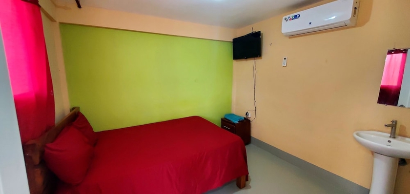 Imagen de la habitación del Hotel Rancho El Novato. Foto 10