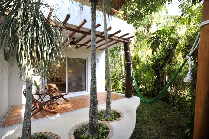 Imagen de los exteriores del Hotel Rancho Encantado. Foto 11