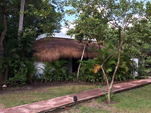 Imagen de los exteriores del Hotel Rancho Encantado. Foto 12