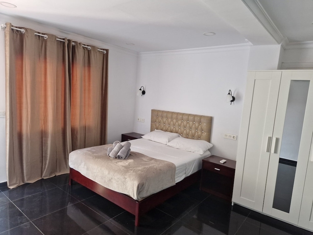 Imagen de la habitación del Hotel Rancho Grande, Marbella. Foto 3