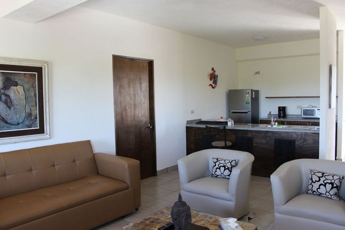 Imagen de los interiores del Hotel Rancho Los Labradores. Foto 15