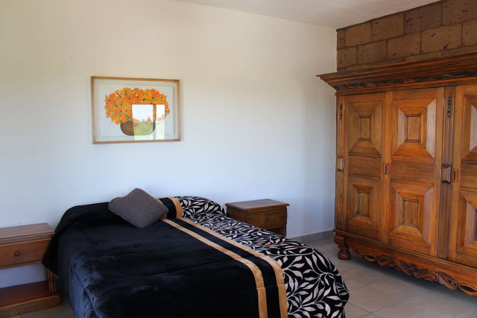 Imagen de la habitación del Hotel Rancho Los Labradores. Foto 10