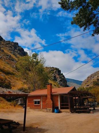 Imagen de la habitación del Hotel Rancho San Carlos Aguas Termales. Foto 10