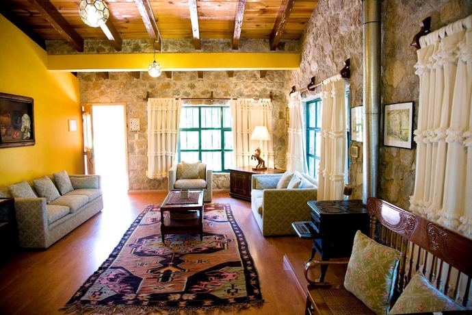 Imagen de la habitación del Hotel Rancho San Cayetano. Foto 11