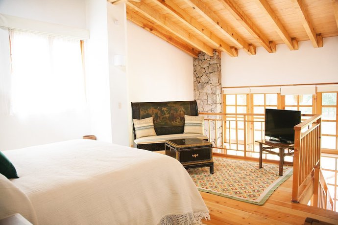 Imagen de la habitación del Hotel Rancho San Cayetano. Foto 14