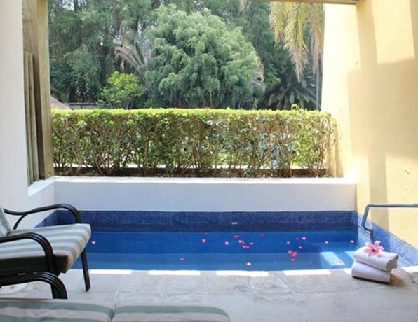 Imagen de la habitación del Hotel Rancho San Diego Grand Spa Resort. Foto 4