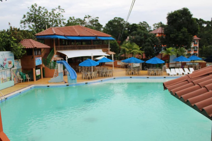 Imagen de la piscina del Hotel Rancho Tur&iacute;stico Do&ntilde;a Callita. Foto 19