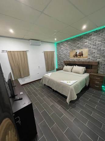 Imagen de la habitación del Hotel Rancho las Lomas. Foto 9