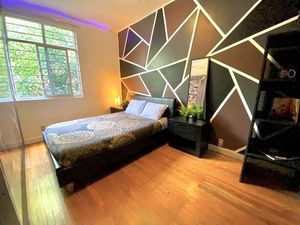 Imagen de la habitación del Hotel RandA. Foto 20