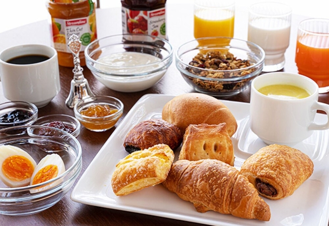 Imagen del bar/restaurante del Hotel Randbhotel Nagoyaekimae. Foto 4